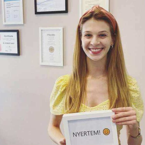 Páciensünk tökéletes mosolyra váltotta ajándékunkat