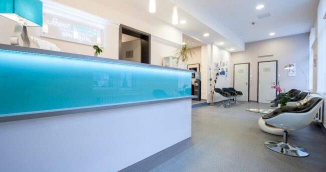 Váró a Szent Lukács SPA Dentalban, Budapesten