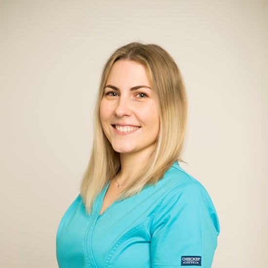 Dalma Fruzsina Fehér, dental assistant Dalma Fruzsina Fehér, dental assistant